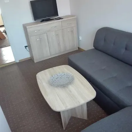 Kwatera prywatna Goscinne Maxim *