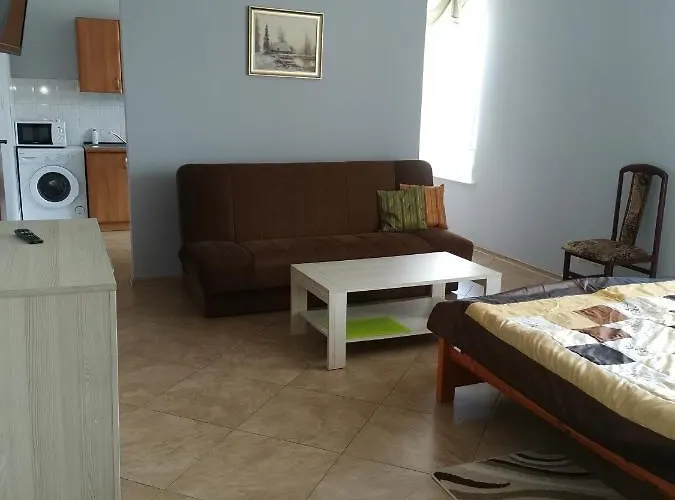 Goscinne Maxim Homestay szállás *